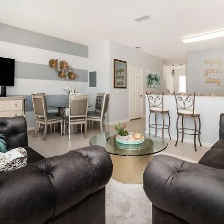 Windsor Hills 3 Bedroom Private Pool Townhome 0857